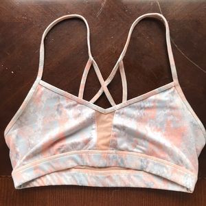Alo yoga sunny strappy sports bra